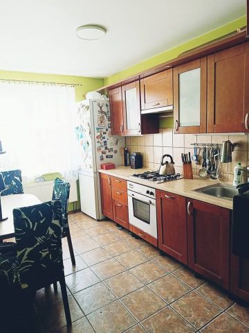 Mieszkanie 3-pokojowe Nałęczów, ul. Partyzantów. Zdjęcie 1