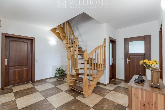 dom wolnostojący, 6 pokoi Bystre. Zdjęcie 25