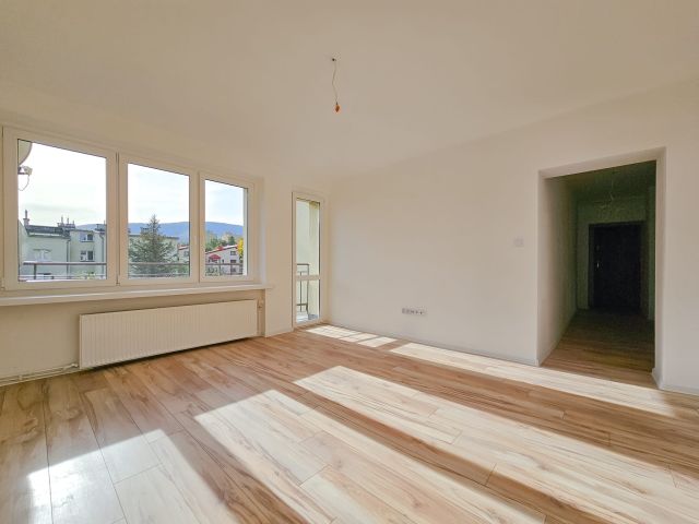 Mieszkanie 2-pokojowe Ustroń Centrum, ul. M. Konopnickiej. Zdjęcie 1