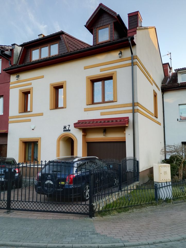 dom szeregowy, 8 pokoi Darłowo Centrum, Jana Matejki. Zdjęcie 1