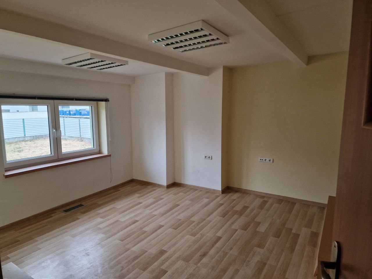 Hala/magazyn Myślenice. Zdjęcie 7