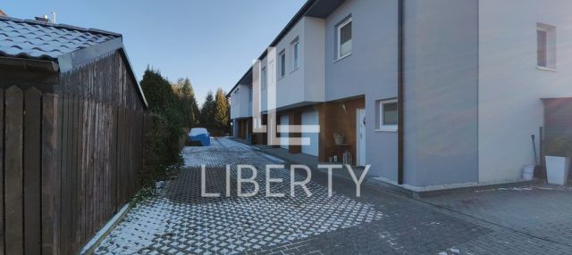 dom szeregowy, 4 pokoje Szczecin Bezrzecze. Zdjęcie 23