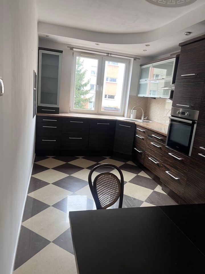 Mieszkanie 3-pokojowe Częstochowa Centrum, ul. Skłodowskiej-Curie. Zdjęcie 7