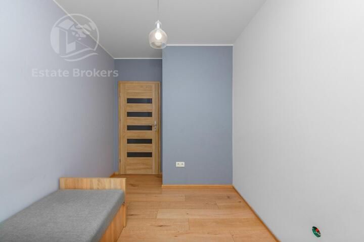 Apartment in Wrocław, Powstańców Śląskich - Więcej