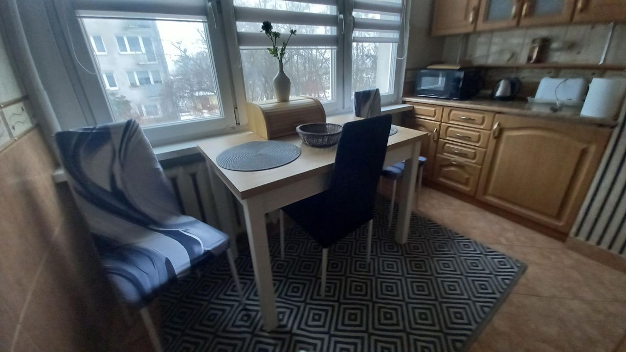 Mieszkanie 3-pokojowe Mrągowo Centrum, os. Brzozowe. Zdjęcie 6