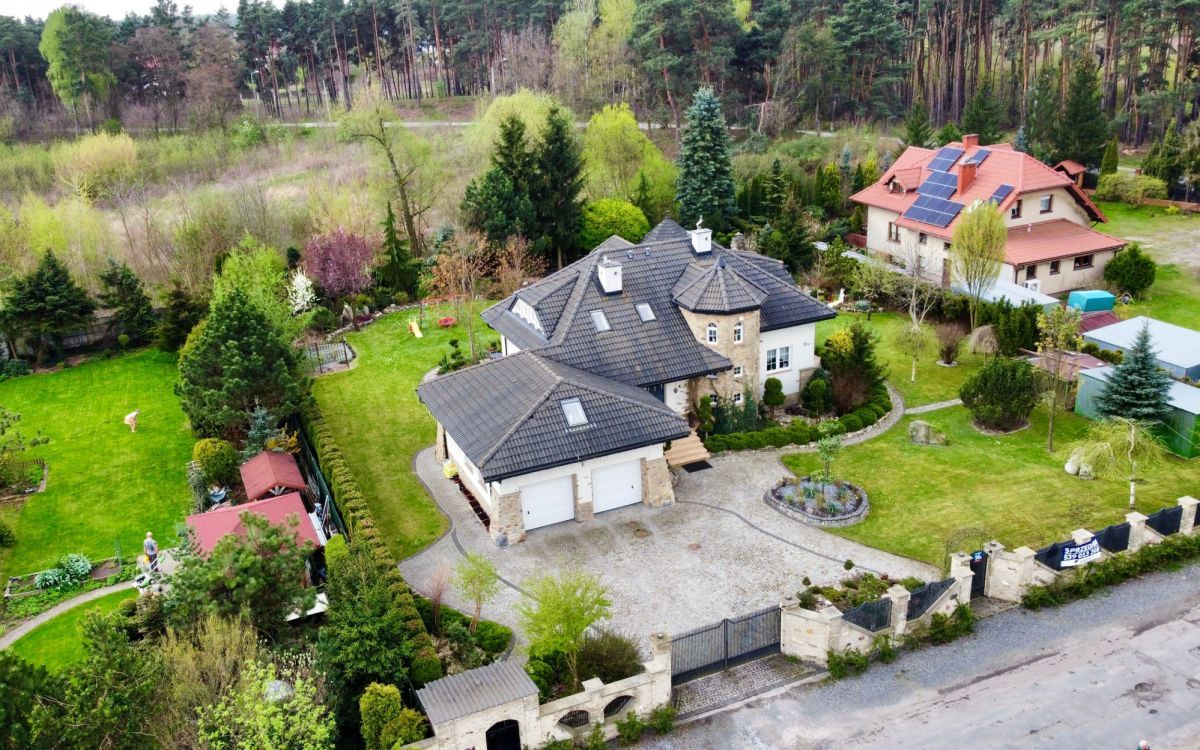 dom wolnostojący, 7 pokoi Warszawa Białołęka, ul. Olesin