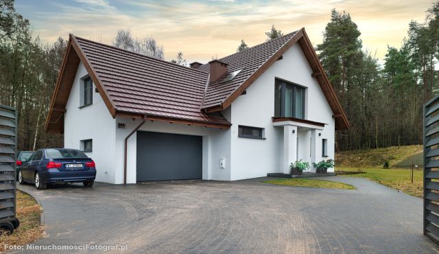dom wolnostojący, 5 pokoi Biskupiec-Kolonia Trzecia. Zdjęcie 1