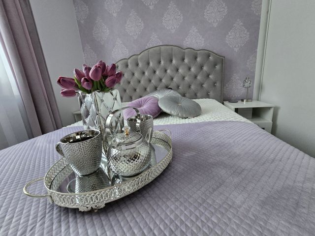 Mieszkanie 3-pokojowe Jaroty, ul. Bartąska. Zdjęcie 1