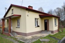 dom wolnostojący, 2 pokoje Bronów. Zdjęcie 1
