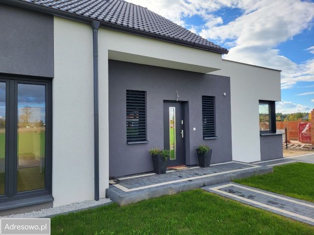 bliźniak, 4 pokoje Kotórz Mały, ul. Szkolna. Zdjęcie 1