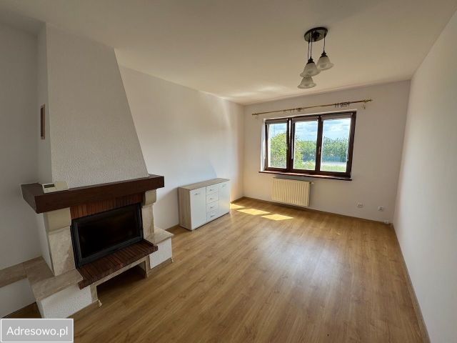 bliźniak, 7 pokoi Inowrocław, ul. Kornela Makuszyńskiego. Zdjęcie 1