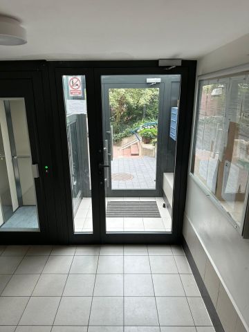 Mieszkanie 3-pokojowe Warszawa Śródmieście, ul. Hoża. Zdjęcie 6