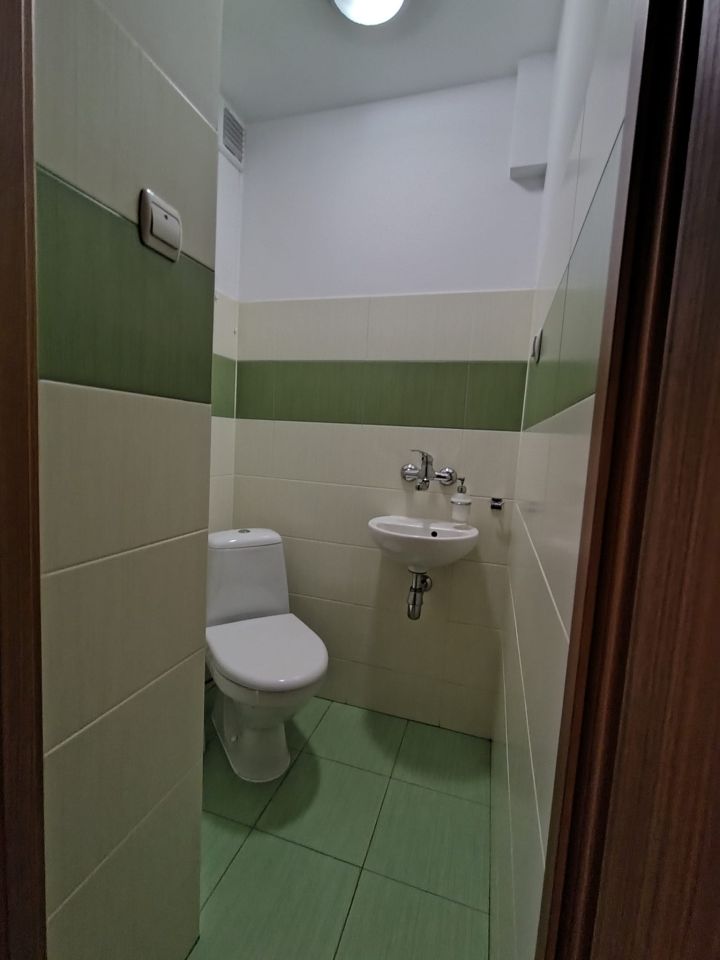 dom szeregowy, 6 pokoi Przygórze, brak ulic. Zdjęcie 12