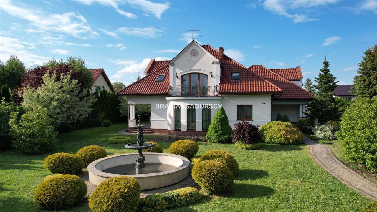 dom wolnostojący, 7 pokoi Koszyce Małe, ul. Nowa. Zdjęcie 34