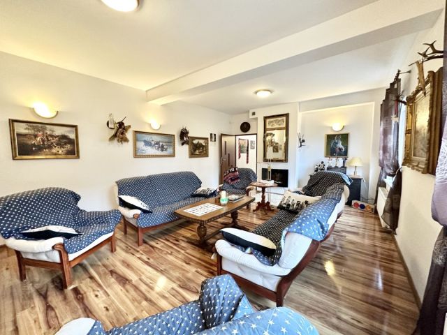 dom wolnostojący, 10 pokoi Bojano. Zdjęcie 7