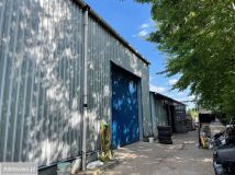 Hala/magazyn Bronisze. Zdjęcie 3