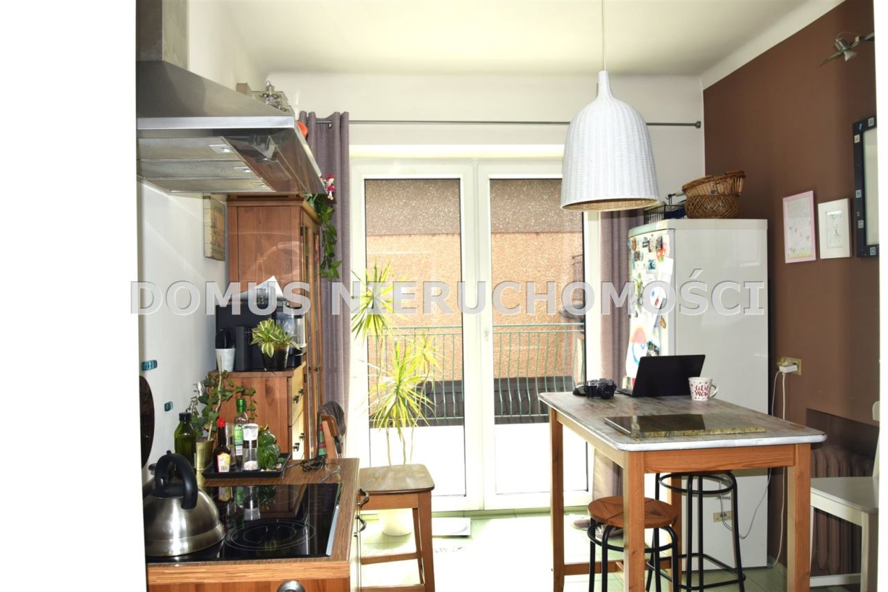 dom wolnostojący, 6 pokoi Koluszki. Zdjęcie 3