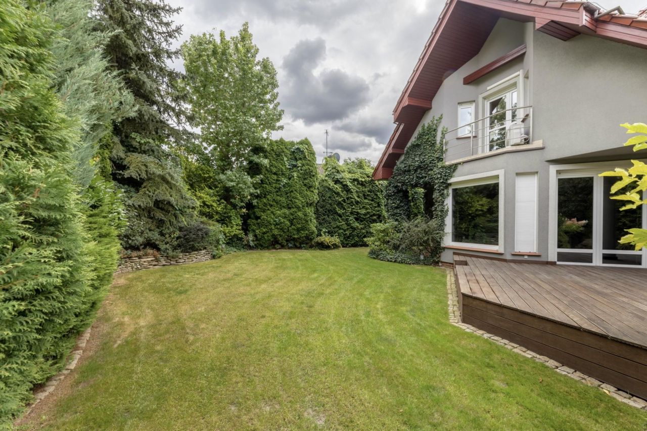 dom wolnostojący, 5 pokoi Chyby, ul. Jesionowa. Zdjęcie 3