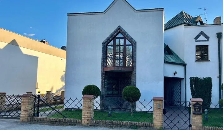 dom wolnostojący, 6 pokoi Poznań Jeżyce