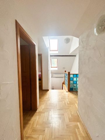 dom wolnostojący, 8 pokoi Wrocław Borek, ul. Ołtaszyńska. Zdjęcie 15