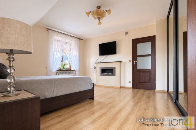 dom wolnostojący, 6 pokoi Bilsko. Zdjęcie 13