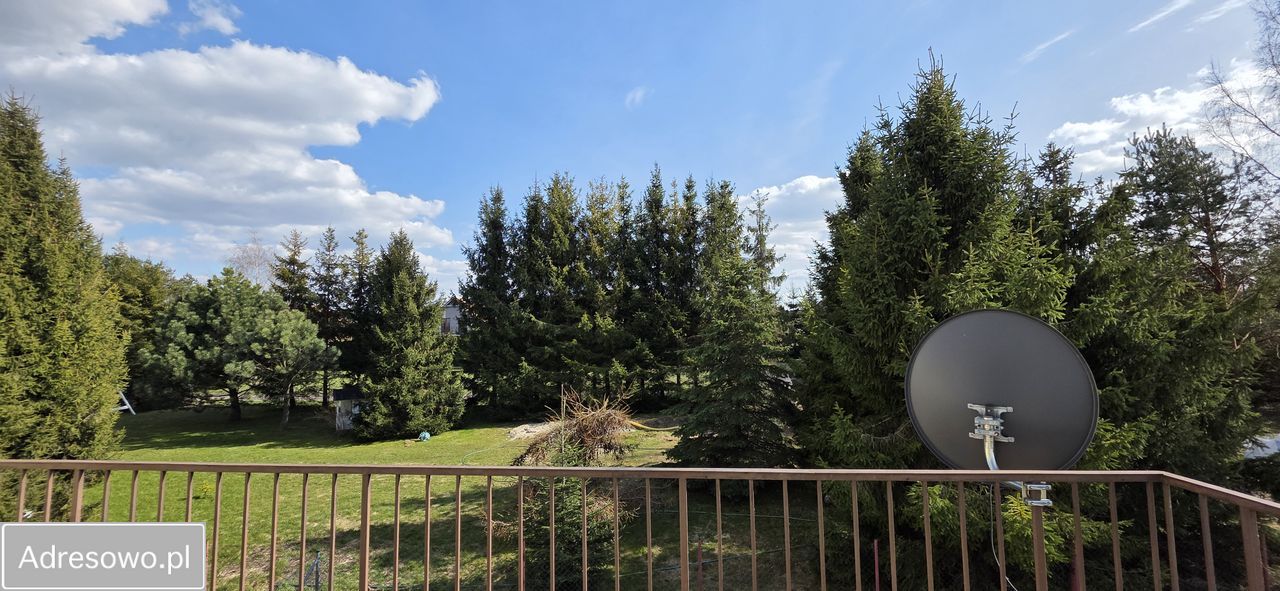 Mieszkanie 3-pokojowe Różyny. Zdjęcie 4