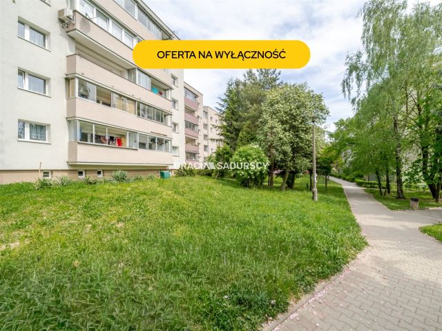 Mieszkanie 3-pokojowe Kraków Mistrzejowice, os. Oświecenia. Zdjęcie 1