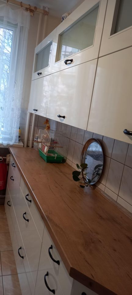 Mieszkanie 3-pokojowe Tarnów Śródmieście, ul. Polskiego Czerwonego Krzyża. Zdjęcie 2