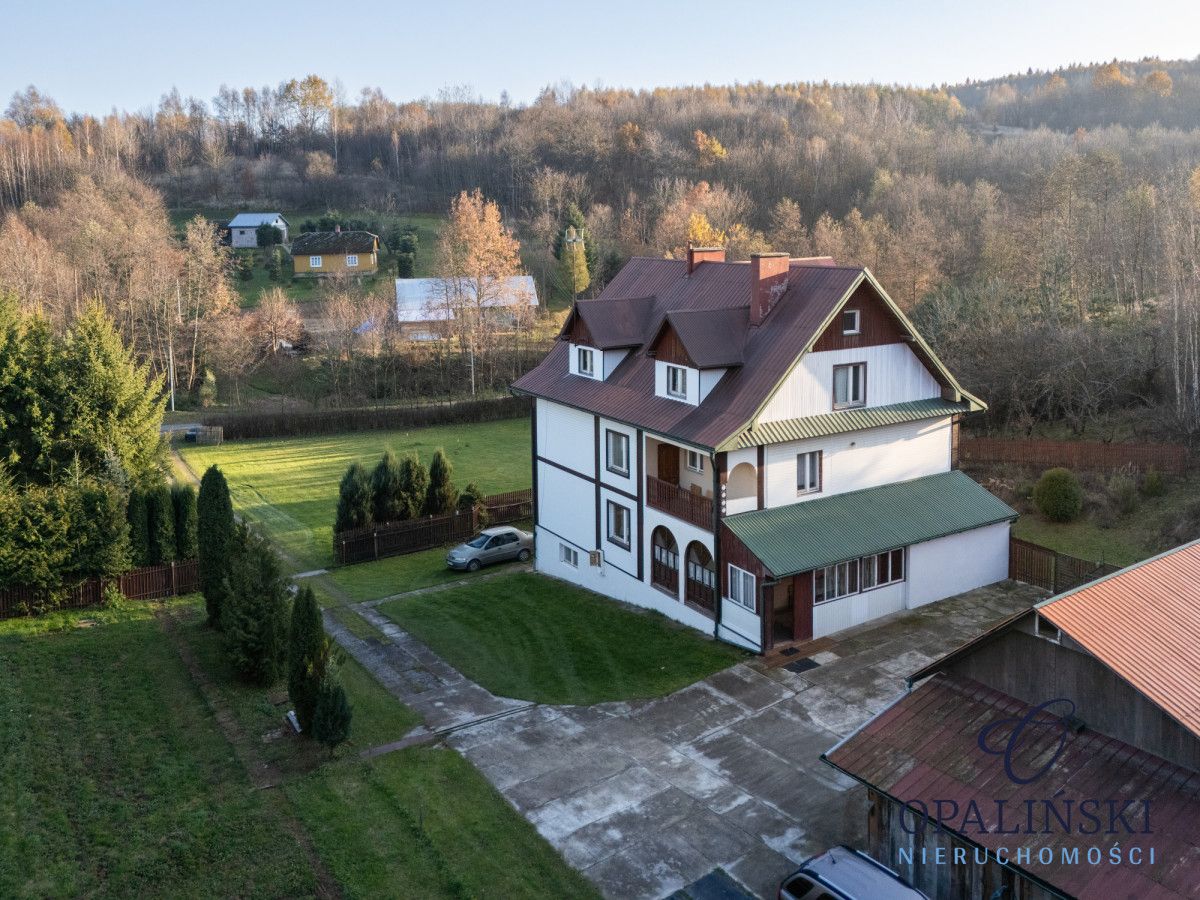 dom wolnostojący, 7 pokoi Hucisko Jawornickie. Zdjęcie 2