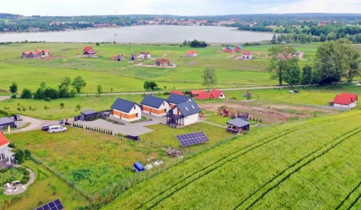 dom wolnostojący, 12 pokoi Rybical