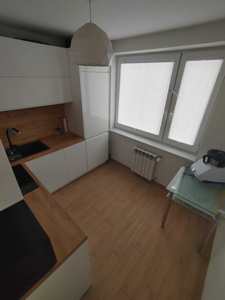 Mieszkanie 2-pokojowe Kielce Bocianek, ul. Konstantego Ildefonsa Gałczyńskiego. Zdjęcie 3