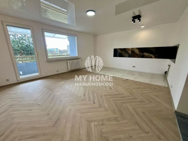 Mieszkanie 3-pokojowe Żyrardów, ul. Marii Nietrzebki. Zdjęcie 2