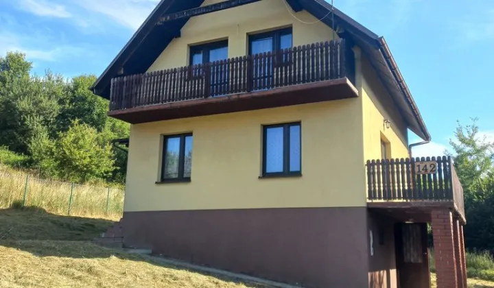 dom wolnostojący, 4 pokoje Mutne