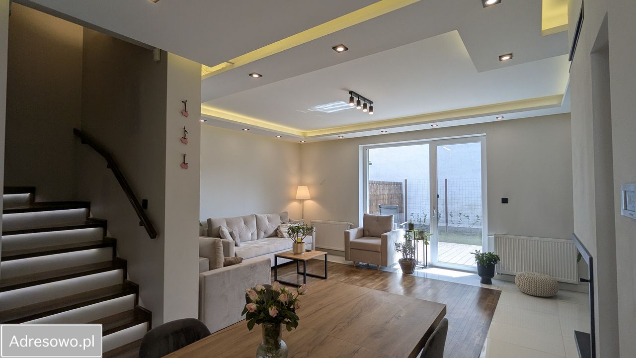 dom szeregowy, 4 pokoje Kobyłka, ul. Longinusa. Zdjęcie 10