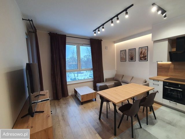 Mieszkanie 2-pokojowe Warszawa Ursus, ul. Karola Taylora. Zdjęcie 1