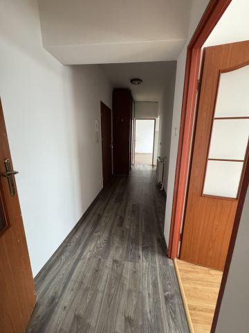 Mieszkanie 3-pokojowe Kłodzko, ul. Objazdowa. Zdjęcie 8