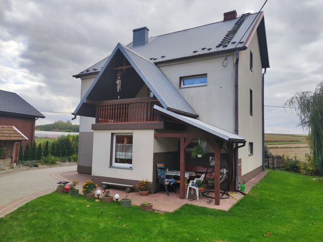 dom wolnostojący, 7 pokoi Kostrzeszyn Odrzywół. Zdjęcie 3