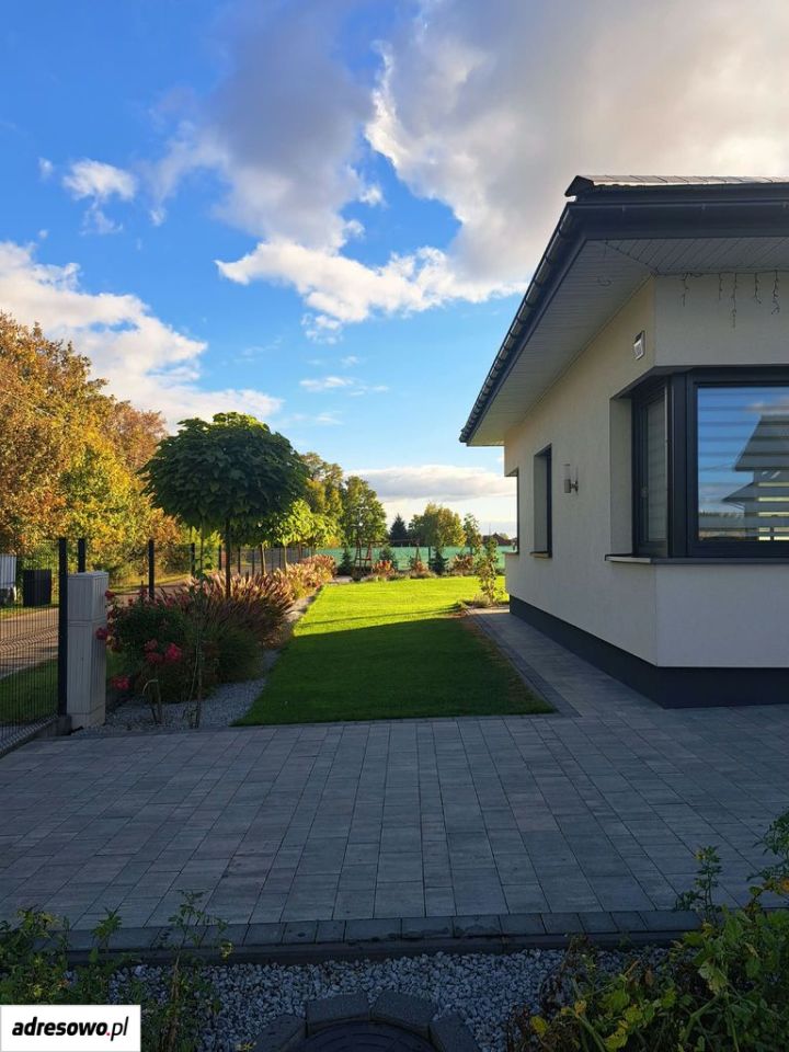 dom wolnostojący, 3 pokoje Parzęczew. Zdjęcie 3