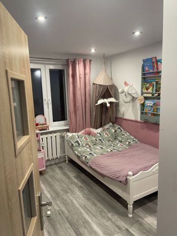 Mieszkanie 3-pokojowe Sulęcin, os. Osiedle Słoneczne. Zdjęcie 1