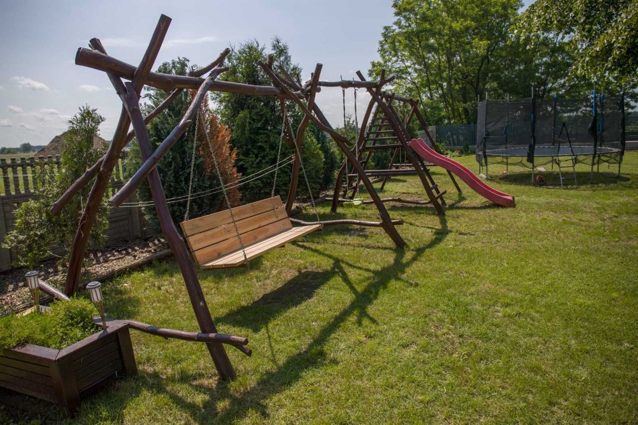 dom wolnostojący, 6 pokoi Polowa. Zdjęcie 4