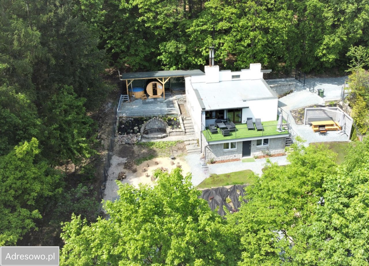 dom wolnostojący, 6 pokoi Strzegomiany. Zdjęcie 9