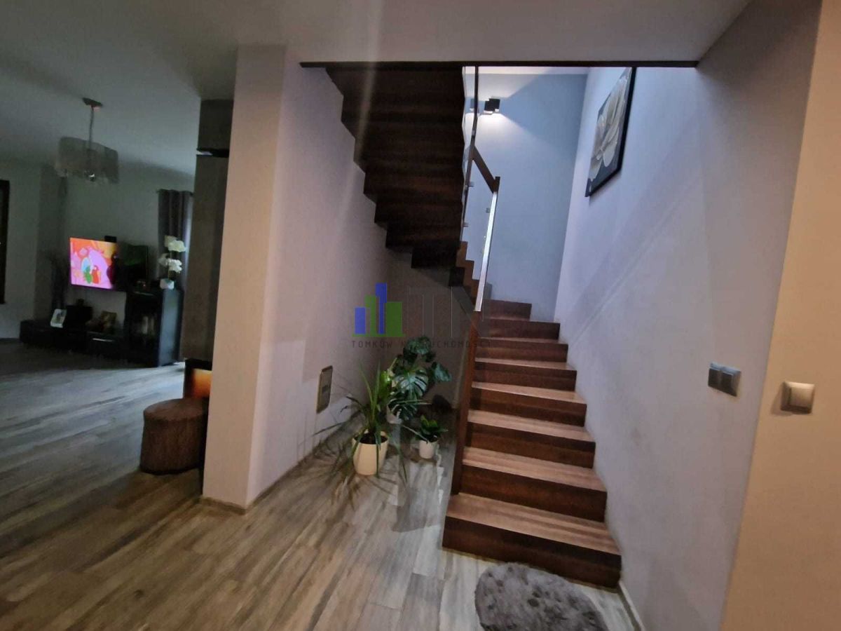 dom wolnostojący, 5 pokoi Chrząstawa Mała. Zdjęcie 15