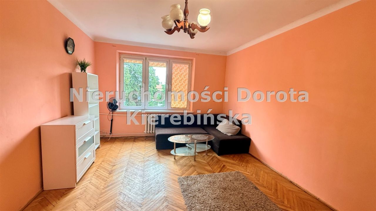Mieszkanie 1-pokojowe Tomaszów Mazowiecki, ul. Czołgistów. Zdjęcie 1