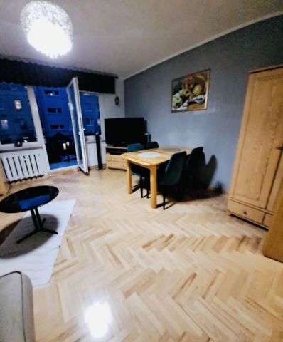 Mieszkanie 2-pokojowe Gdynia Dąbrowa, ul. Kolendrowa. Zdjęcie 3