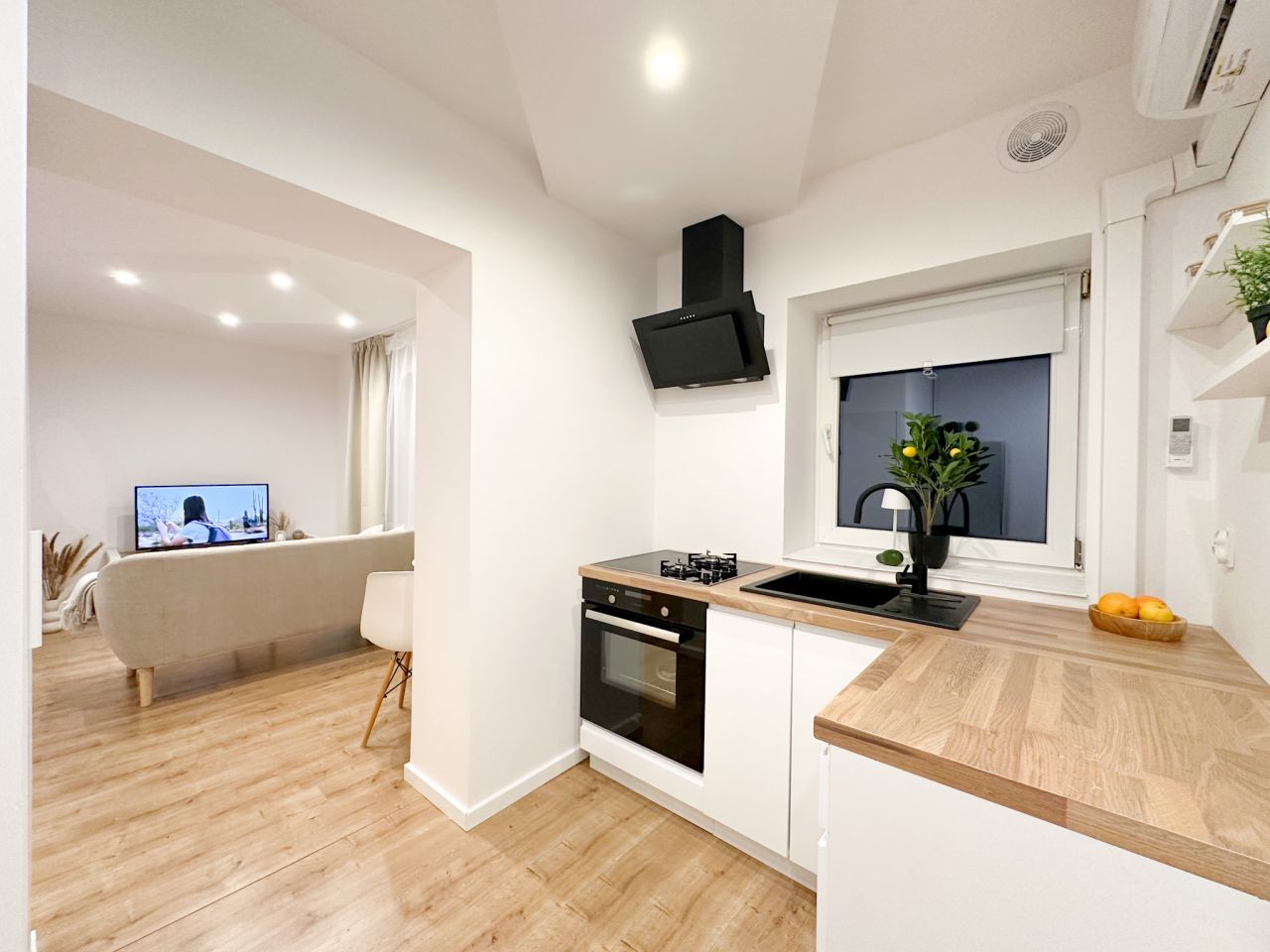 Mieszkanie 3-pokojowe Dzierżoniów, ul. Nowowiejska. Zdjęcie 2