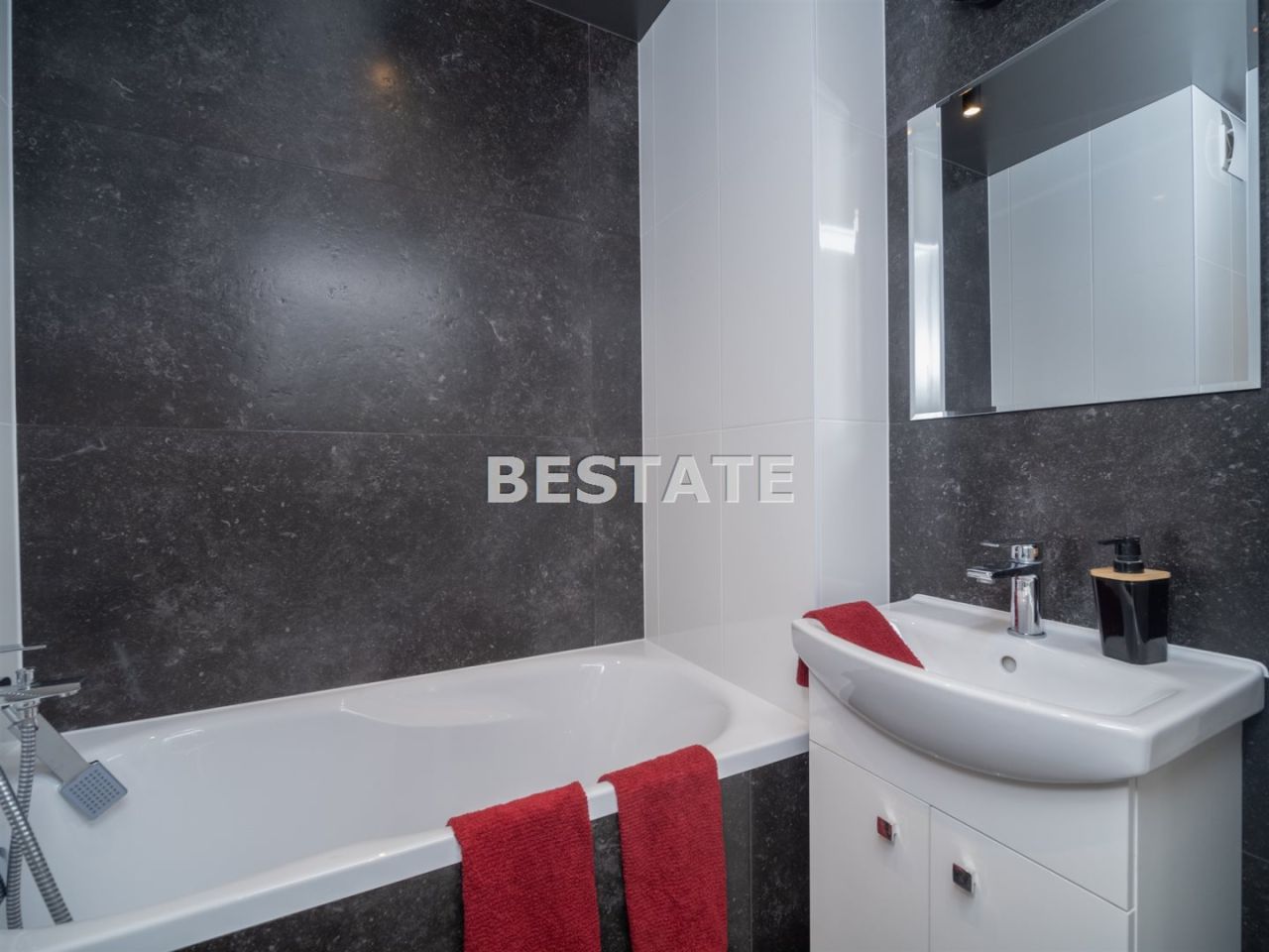 Mieszkanie 3-pokojowe Tarnów, ul. Lwowska. Zdjęcie 6