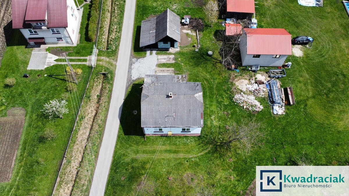 dom wolnostojący, 2 pokoje Prusiek. Zdjęcie 6