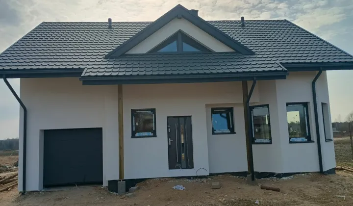 dom wolnostojący, 5 pokoi Kłobuck, ul. Akacjowa