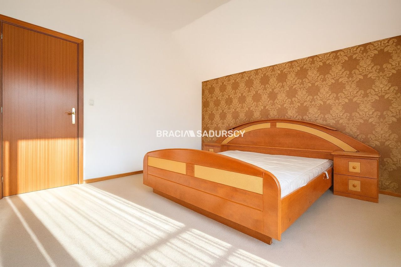 dom szeregowy, 5 pokoi Kraków Zwierzyniec, ul. Brzegowa. Zdjęcie 3