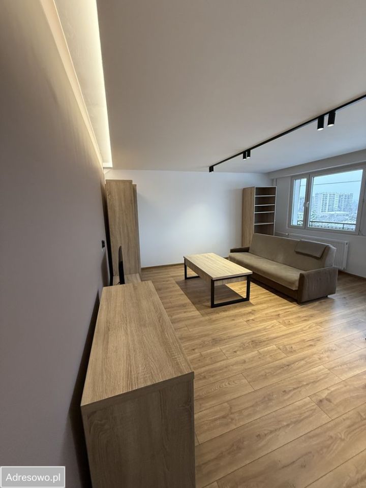 Mieszkanie 3-pokojowe Chrzanów, ul. Trzebińska. Zdjęcie 2